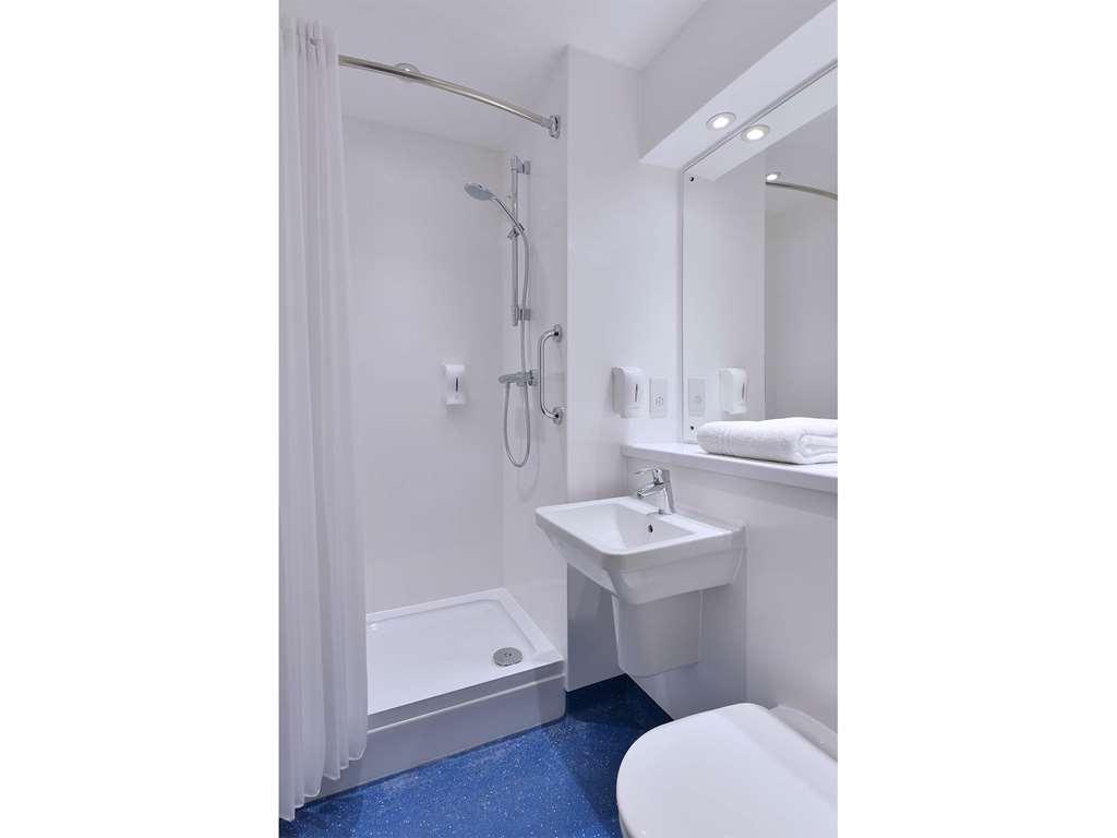 Travelodge Stirling M80 Cambusbarron 部屋 写真