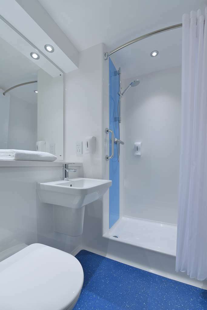 Travelodge Stirling M80 Cambusbarron 部屋 写真